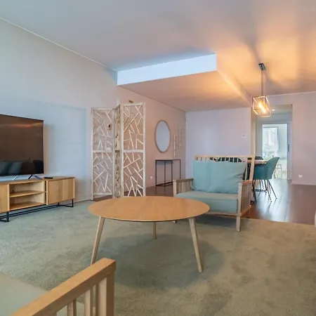 Madeira T2 Appartement *