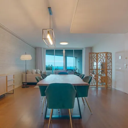 Madeira T2 Apartment *